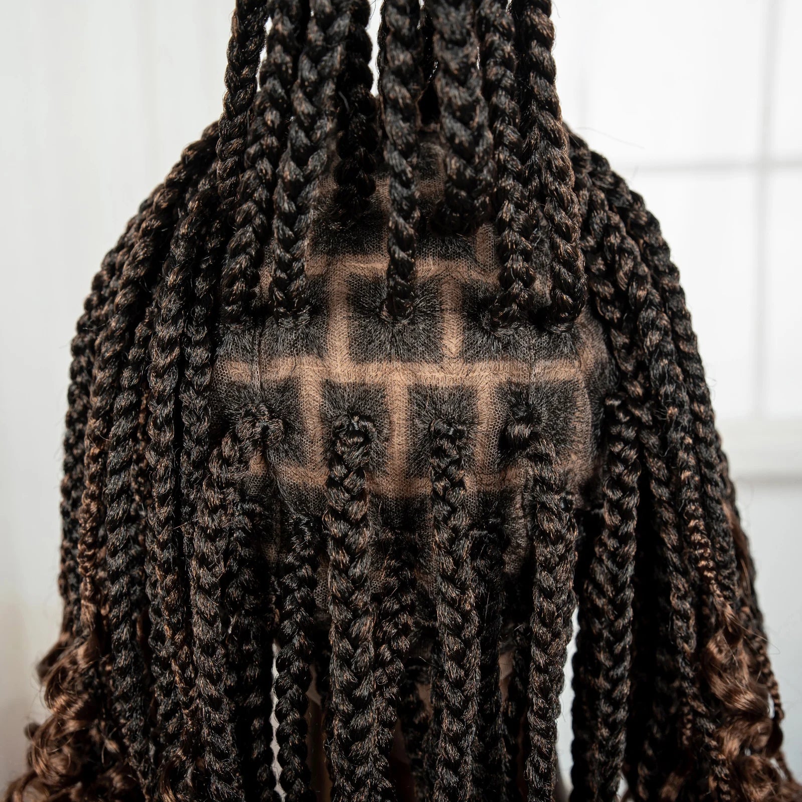BeautyBuyGen × Alice Spring | Knotless Boho Box Braid Bob Full Lace Wig (Curly Ends)
